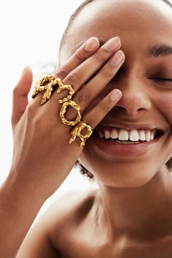 Joyería-Desigual Anillo letra A baño oro Zalio
