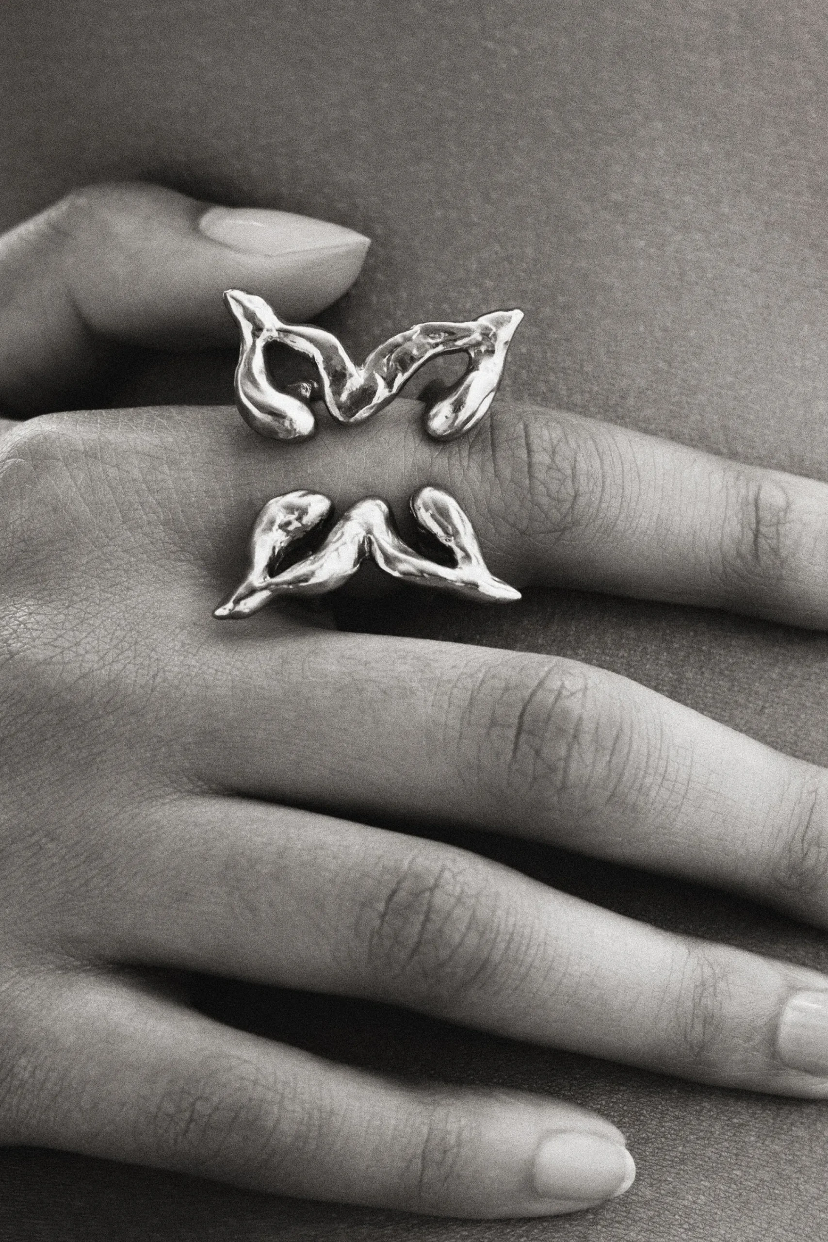 Joyería-Desigual Anillo mariposa baño plata Zalio