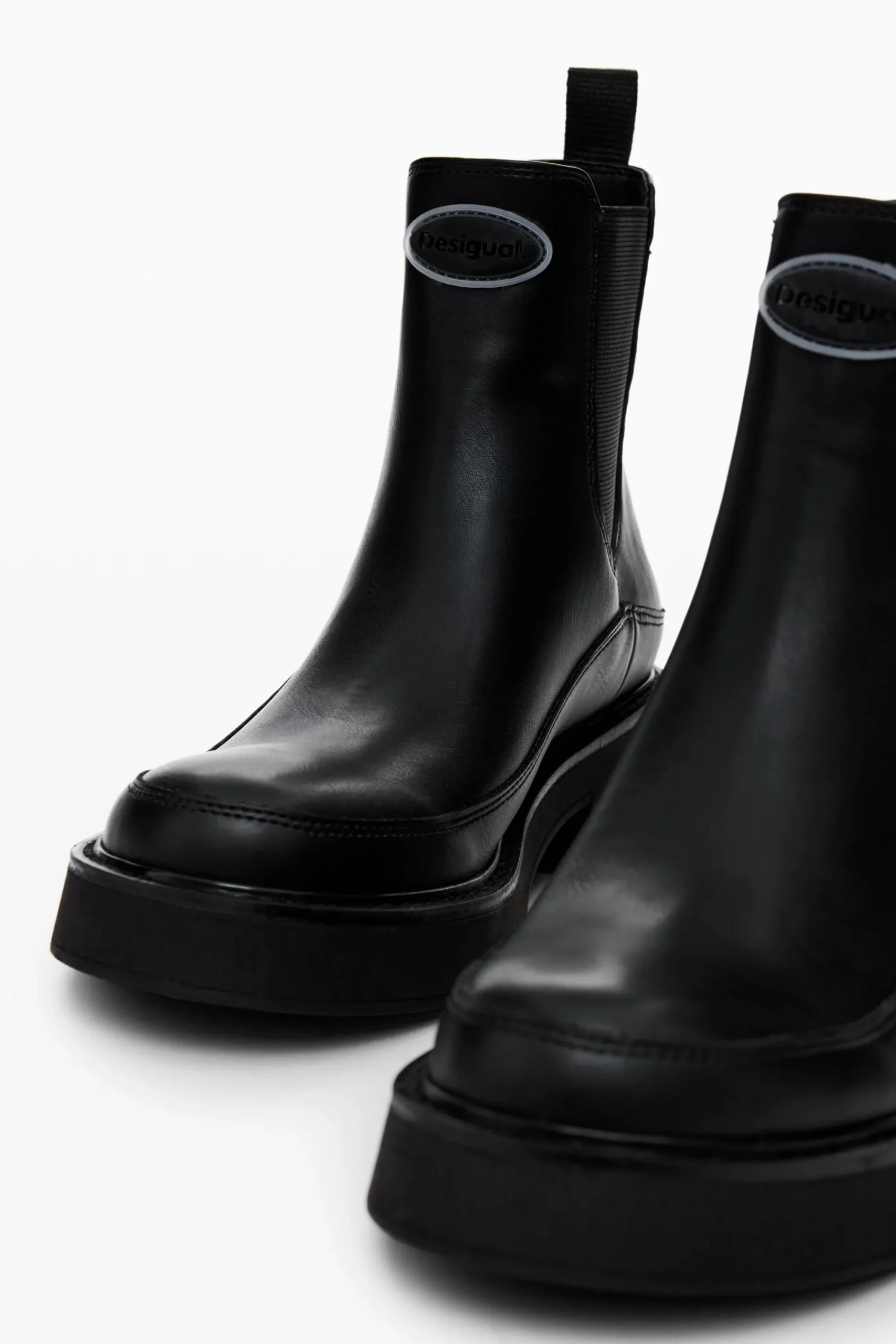 Zapatos-Desigual Botín efecto piel