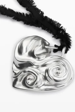 Joyería-Desigual Colgante corazón cinta baño plata Zalio