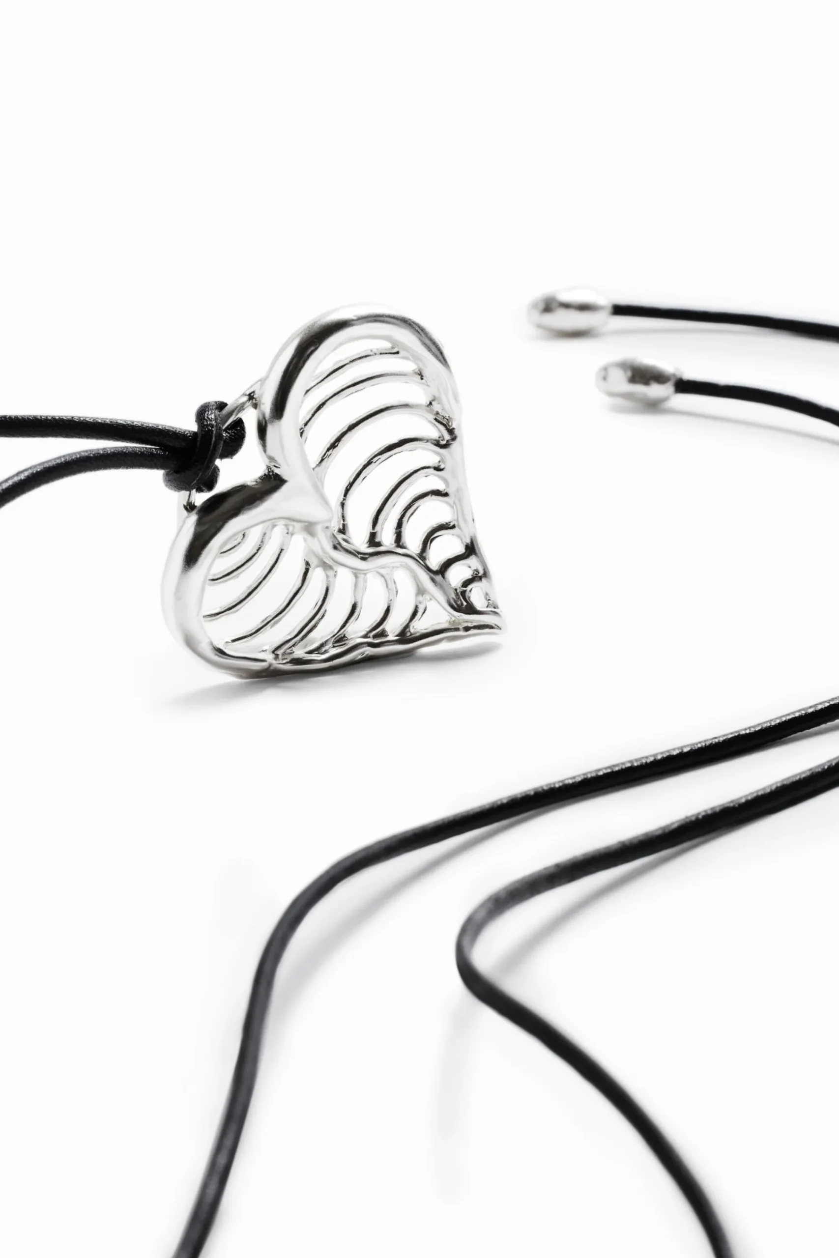 Joyería-Desigual Colgante corazón cordón baño plata Zalio