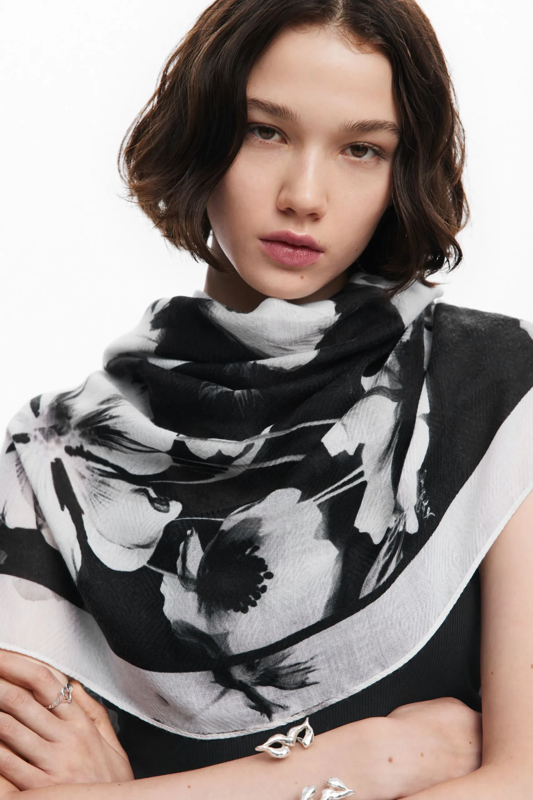 Bufandas Y Pañuelos-Desigual Foulard flores