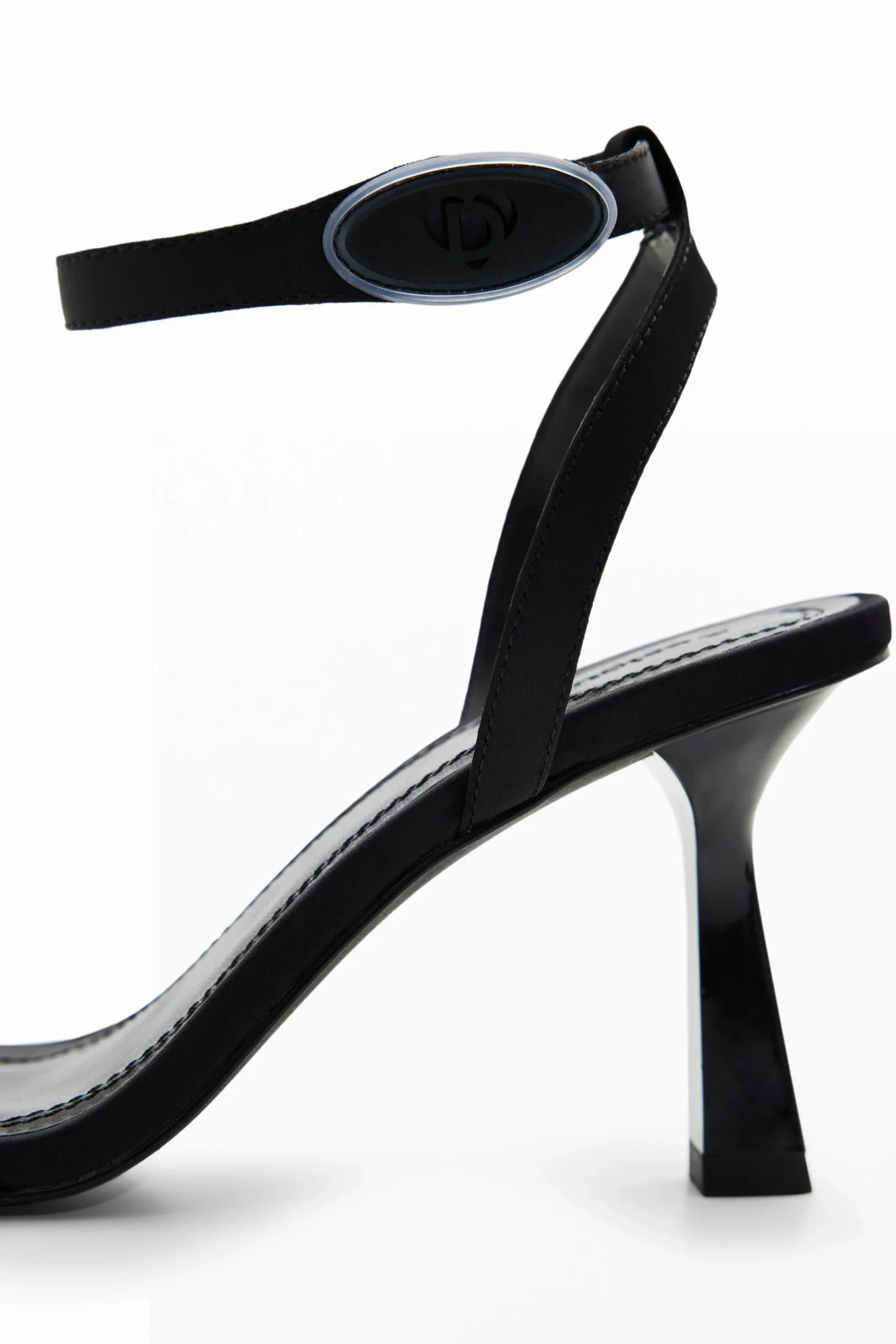 Zapatos-Desigual Sandalias