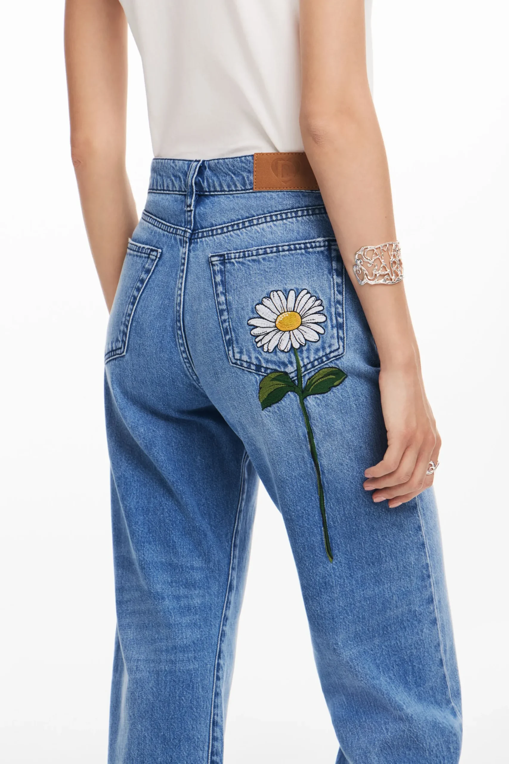 Vaqueros|Pantalones-Desigual Vaquero ilustración margarita