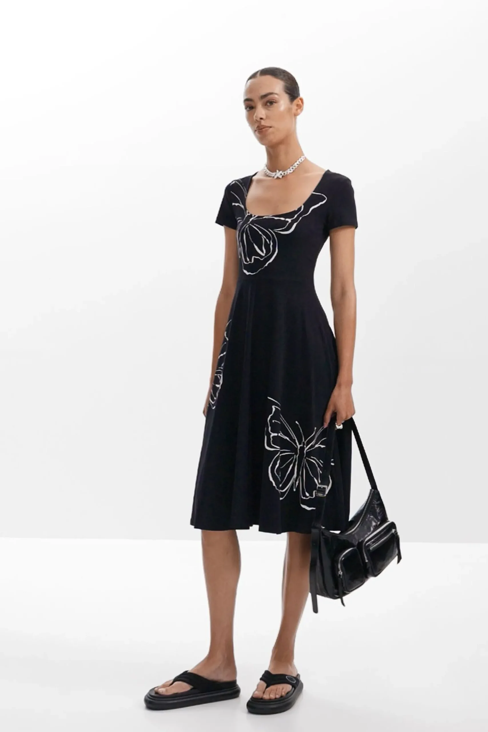 Vestidos Y Monos-Desigual Vestido midi mariposas